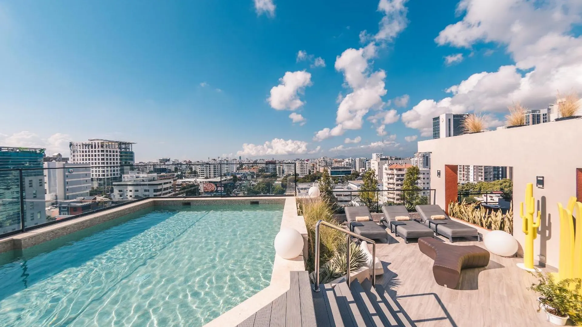 Apartament Breakfast Included At Regatta Living II 203 Los Prados 0*,